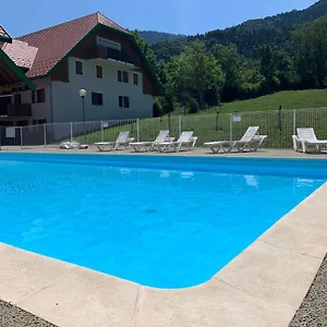 Appartement Petit Cocon Entre Lac, Golf Et Montagne Proche D'annecy-, Giez